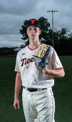 Rawlings REV1X 12.75" Baseball Glove: REV3039-6 12 Rawlings REV1X 12.75" Baseball Glove: REV3039-6 -Outlet Fielding Gloves Store IMG08352