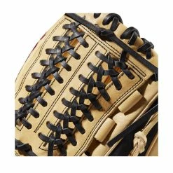 2022 Wilson A2000 D33 11.75" Pitcher's Baseball Glove: WTA20RB22D33 -Outlet Fielding Gloves Store WBW100393 4 A2000 Leather D33 1175 Blonde Black.png.cq5dam.web .1200.1200